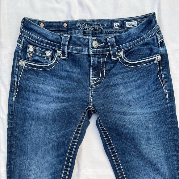 Miss Me signature-rise skinny size 26 34” inseam - Picture 4 of 9